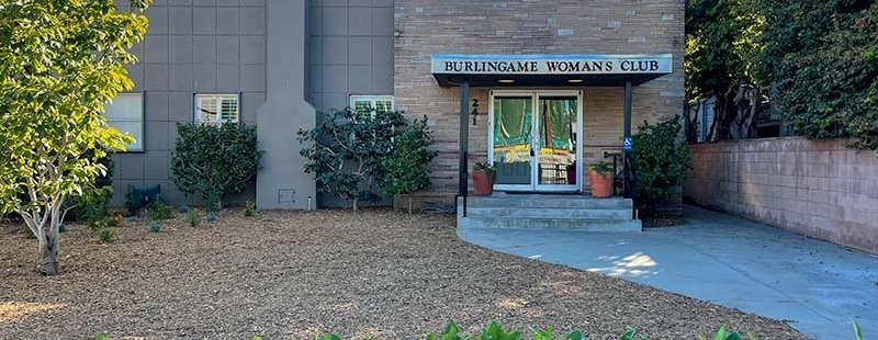 January Happy Hour with Bouquets to Art